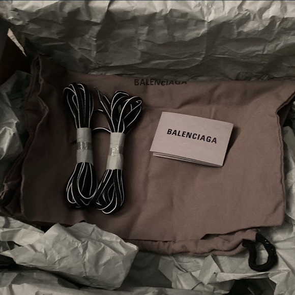 Balenciaga tracks triple black size 9 (Eu 42) - Picture 6 of 6